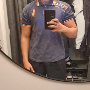 Polo ralph lauren pike  - Står Xl men passar M  (Jag brukar ha M)