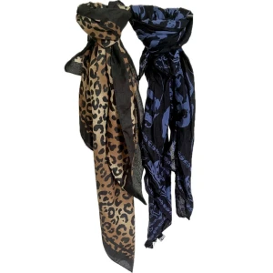 Scarf - En för 20kr, två för 30kr. Alla för 110kr. Finns fler i min profil!