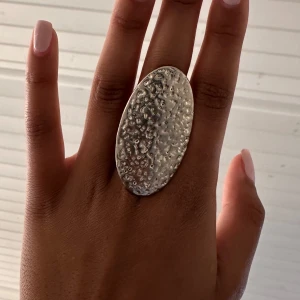 stor oval ring❤️‍🔥❤️‍🔥 - 👌🏻👌🏻  Justeringsbar