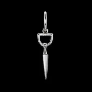 Bitten earring  - Säljer nu min så fina bitten earring från maria nilsdotter i superfint skick!!⭐️⭐️box och kvitto medföljer