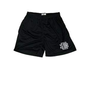 Hej! Säljer nu ett par Eric Emanuel shorts i strl L.