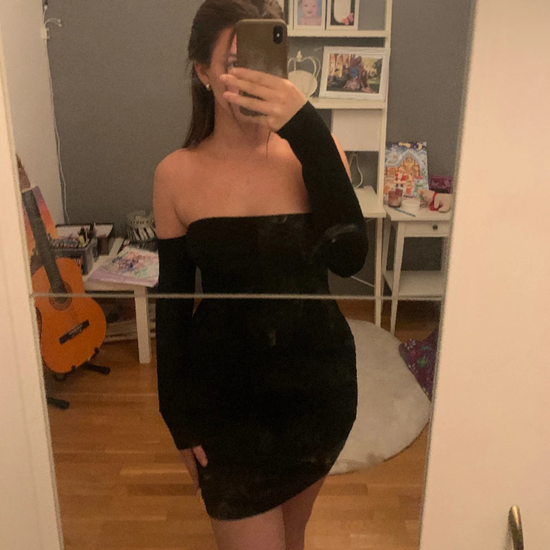 Off shoulder klänning - 90