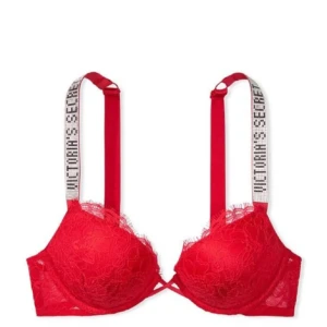 BH Victoria secrets  - Mycket bra skick använd fåtal gånger. Storlek 36D/80D 