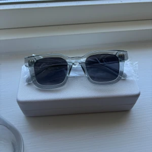 Chimi 04 - Säljer ett par chimis i modellen 04 färgen grå. Endast testade! 