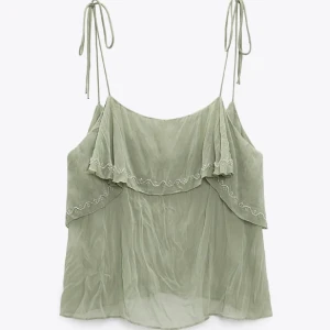 Zara linne - Jätte snygg linne från zara, helt nytt ändats testat, lappen kvar💗