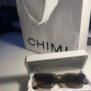 Green chimi 04  - One size, 9/10. Självklart är det bara att höra av sig vid frågor/funderingar