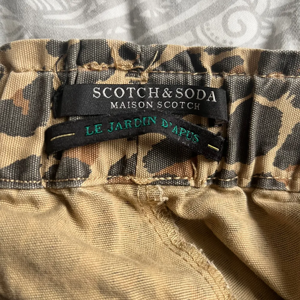 Leopard jeansshorts i bra skick!! Storlek M/38/40 . Shorts.
