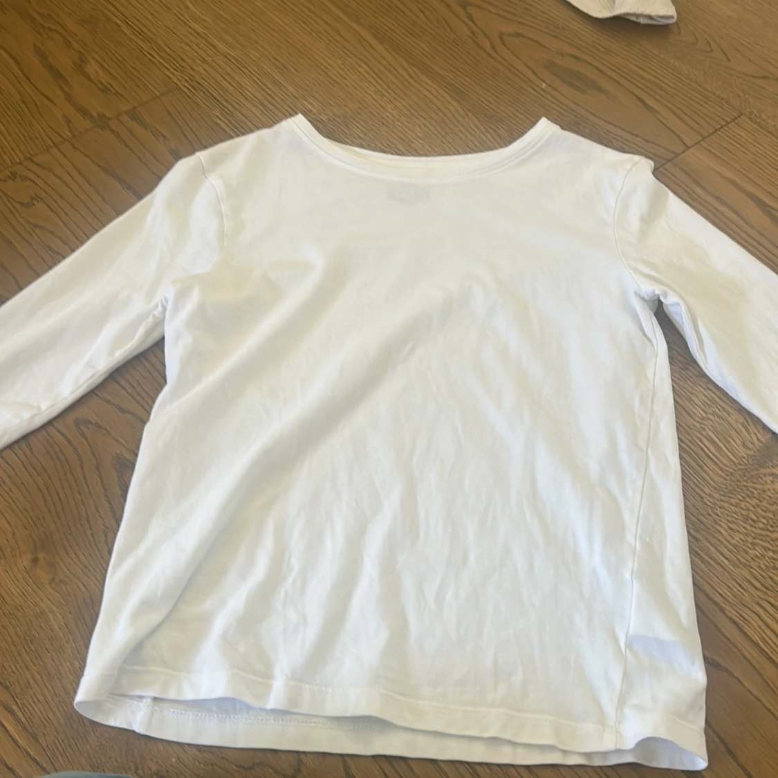 Basic vit tröja ifrån H&M