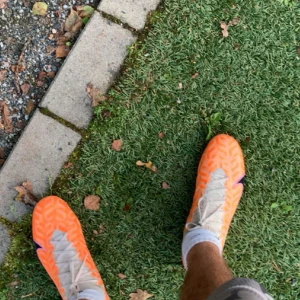 Fotbollsskor  - Nike fotbollsskor storlek 42,5 hyfsat skick. Pris kan diskuteras. Tveka inte på att höra av er