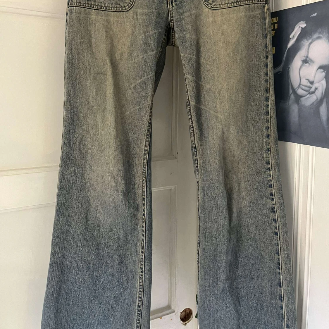 Blåa bootcut jeans  - 90
