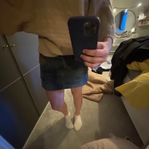 Jeansskjol - Rensar, vill bli av med det därav billigt pris 🥂☀️☀️