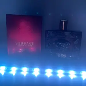 Versace Eros Flame 2ml   Porto tillkommer på 18kr 