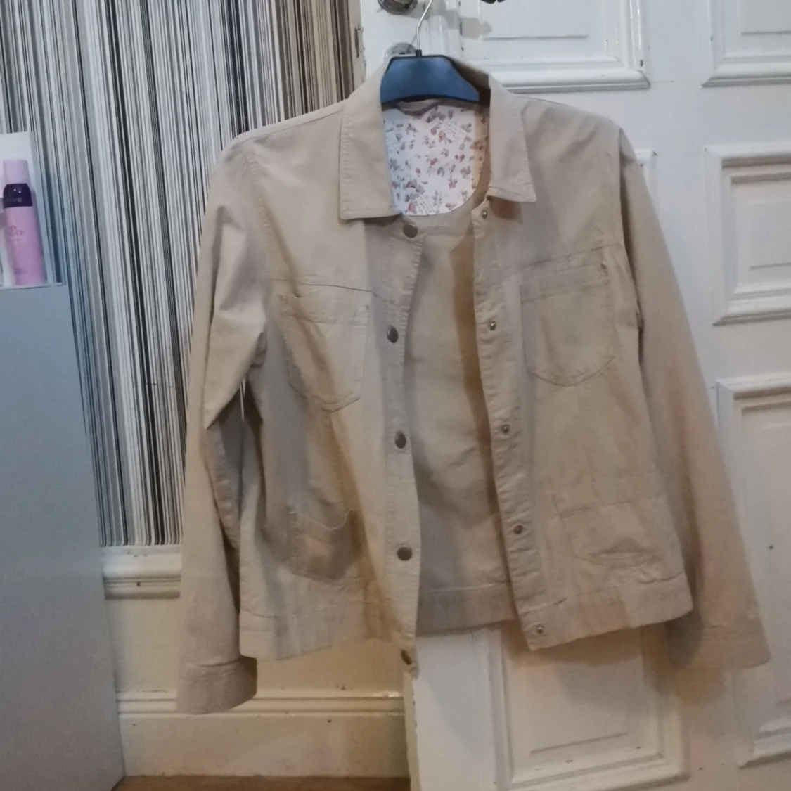 Beige jacka  - 93