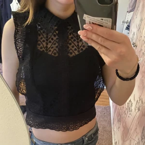 snygg spenatröja - Säljer denna snygga spetströjan från May stl S-M men skulle säga att den passar XS-S!