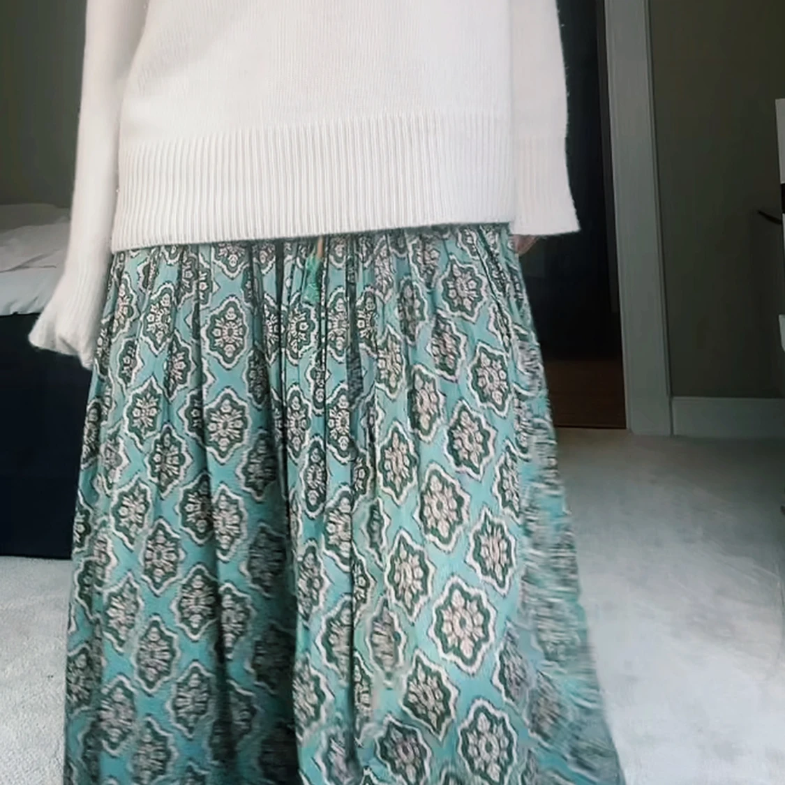 Intressekoll på långkjol från zara