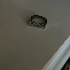Wow ring - Silvrig wow ring
