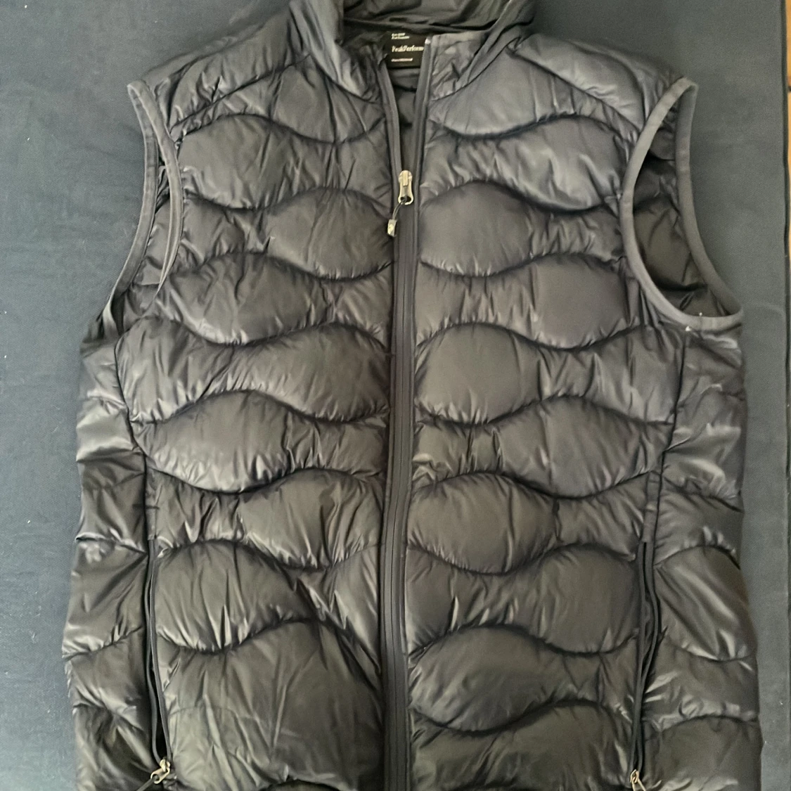 Peak performance väst strl L