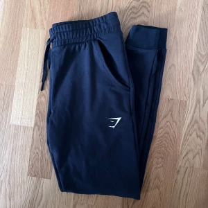 Gymshark Pippa training joggers - • Storlek XS  • Utsålda på hemsidan • Aldrig använda men prislapp finns inte kvar