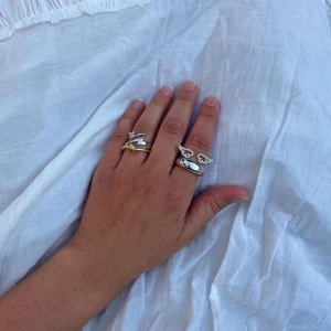 Ring från alvaz essentials - Skitsnygg blixtring från alvaz essentials❤️‍🔥 knappt använd, justerbar storlek så passar alla 