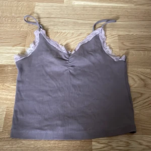 Linne - Linne ifrån bikbok, använde förut men inte längre. Tryck gärna på KÖP NU om du vill❤️🤷‍♀️