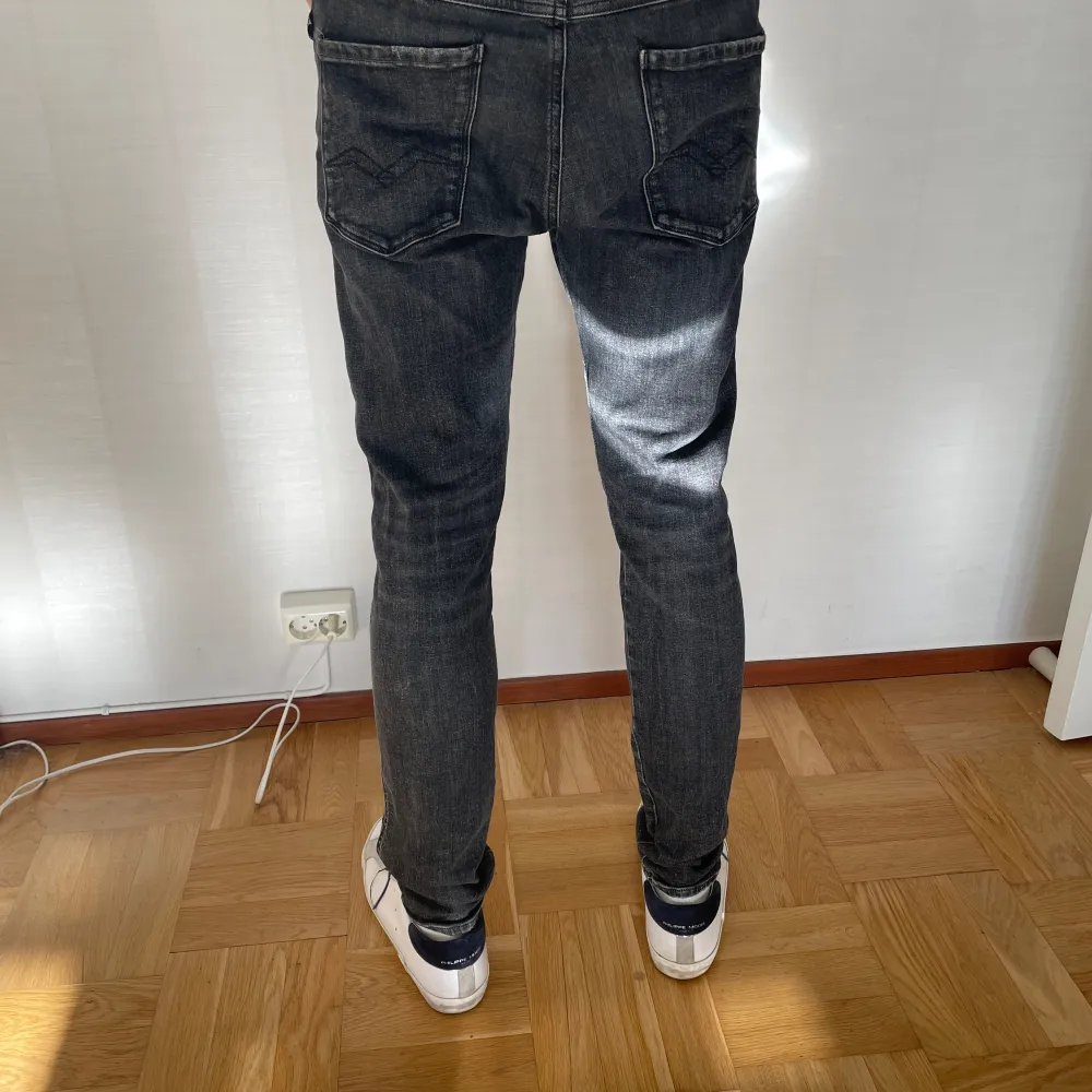 Ett par snygga jeans med märket Replay. Bra skick. W31 L32. Hör av er vid frågor mvh Ville. Jeans & Byxor.