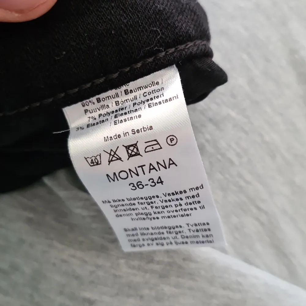 Svarta dressmann jeans för män, väldigt bra skick. För fler bilder eller intresse det är bara att fråga! Priset kan diskuteras.. Jeans & Byxor.