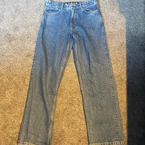 Loose jeans. Köpta för ca 900 kr.