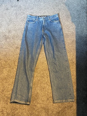 Karve K MD Loose - Loose jeans. Köpta för ca 900 kr.