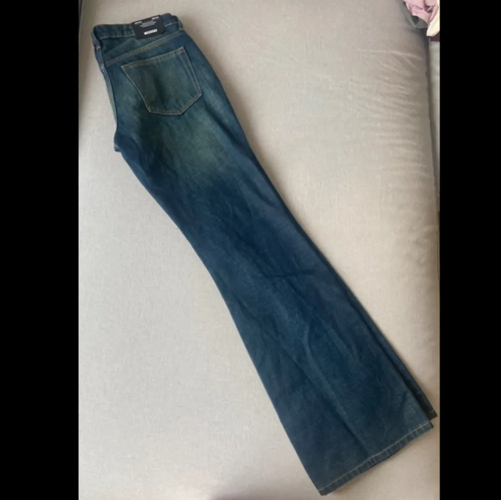 Weekday jeans modell NOVA, oanvända med prislappen på!. Jeans & Byxor.