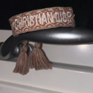 Diorarmband - Christian dior armband i bra skick.