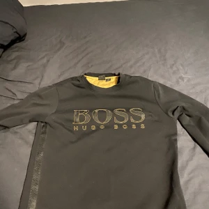 Hugo boss tröja - Skick 9/10
