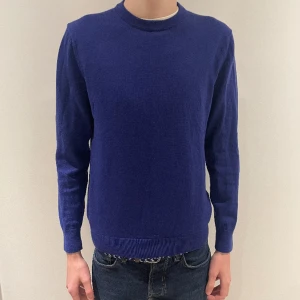 These glory days merinoull tröja  - En riktig snygg merinoull tröja från these glory days i storlek M. Skicket på denna tröja är 8/10. Nypris 899 och mitt pris 299. Modellen på denna bild är 185. 