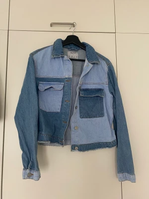 Jeansjacka - Snygg jacka i gott skick! 