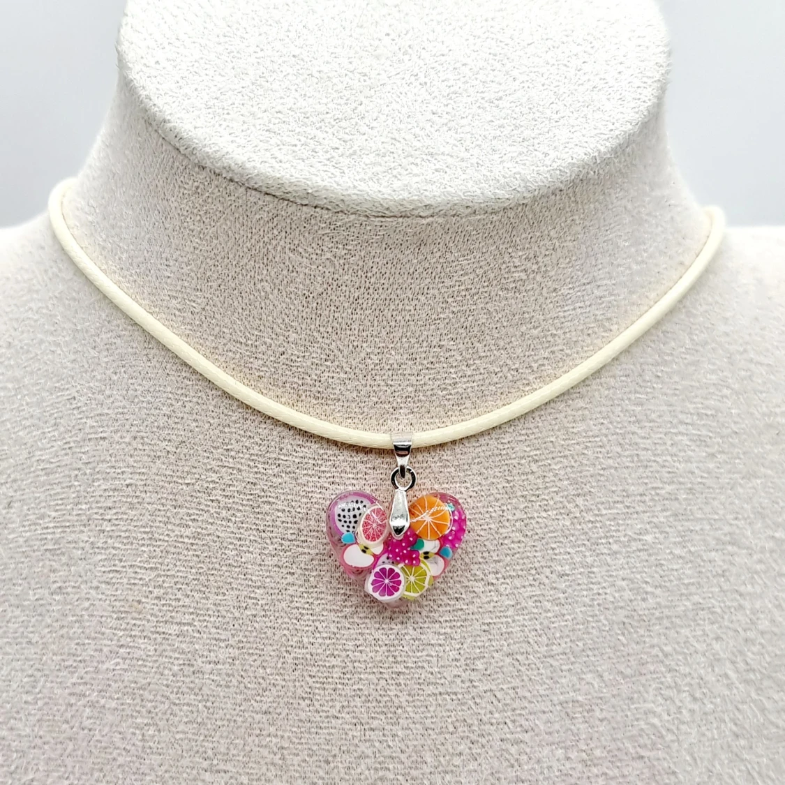 Handgjort halsband  - 91