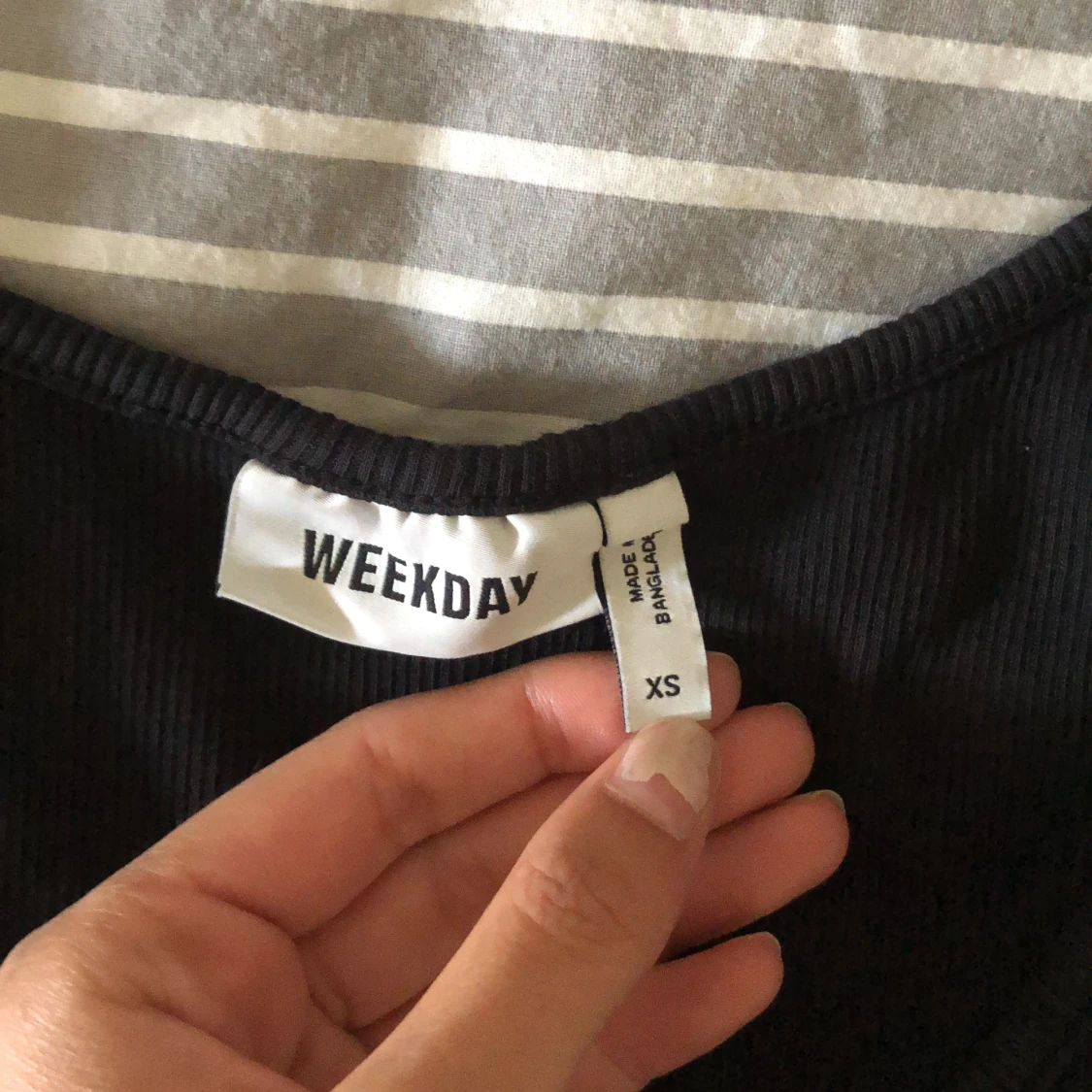 Svart weekday topp - 91