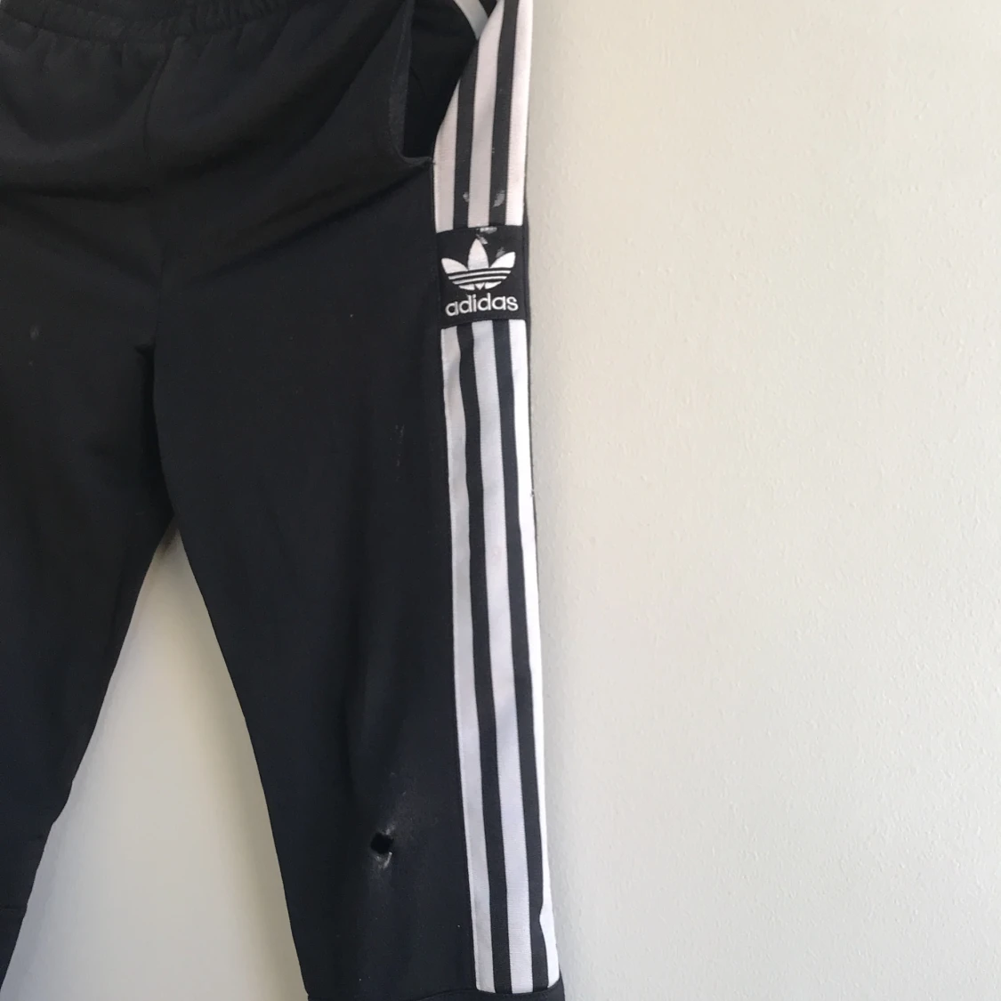 Adidas långbyxor  - 91