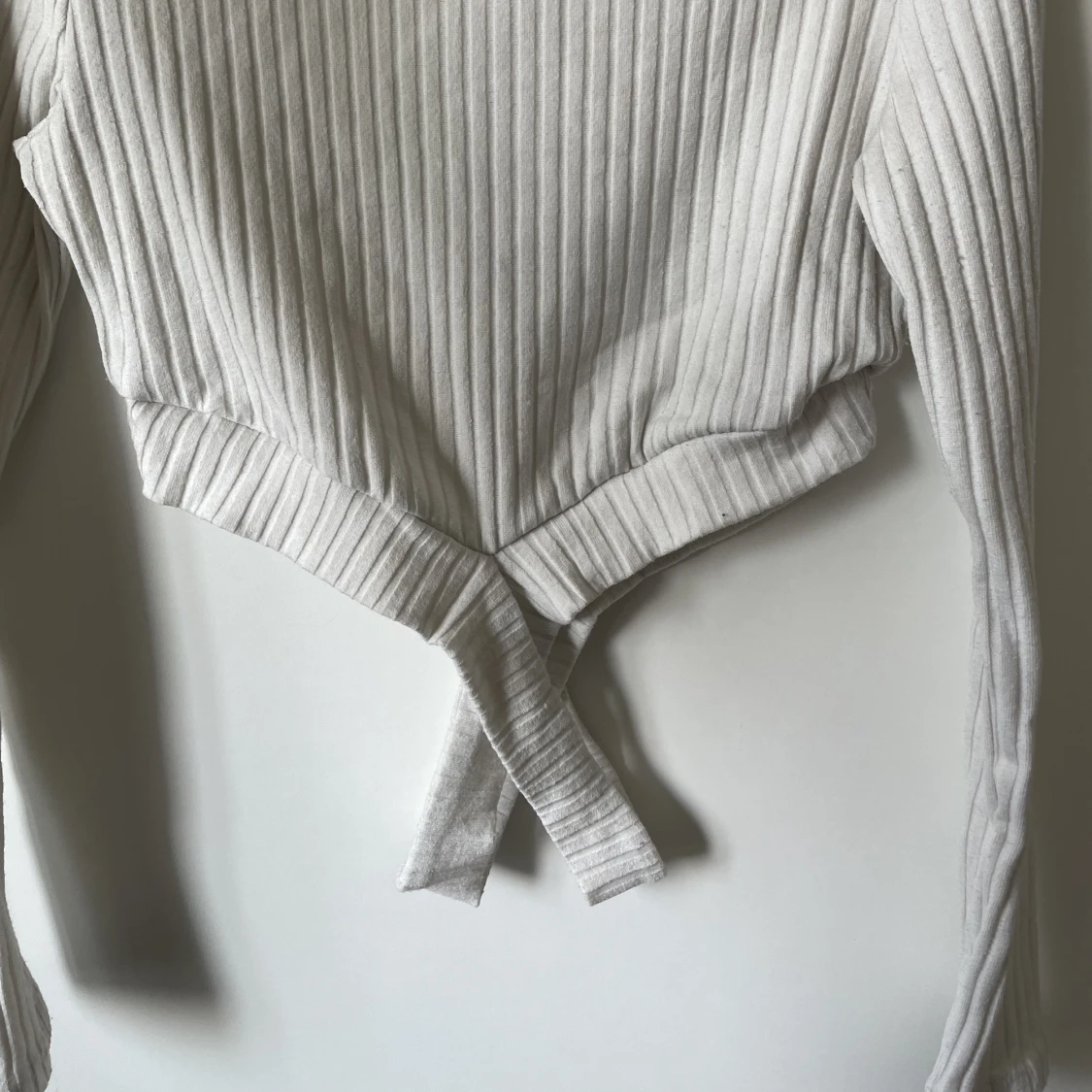 Vit kroppad tröja  - 90