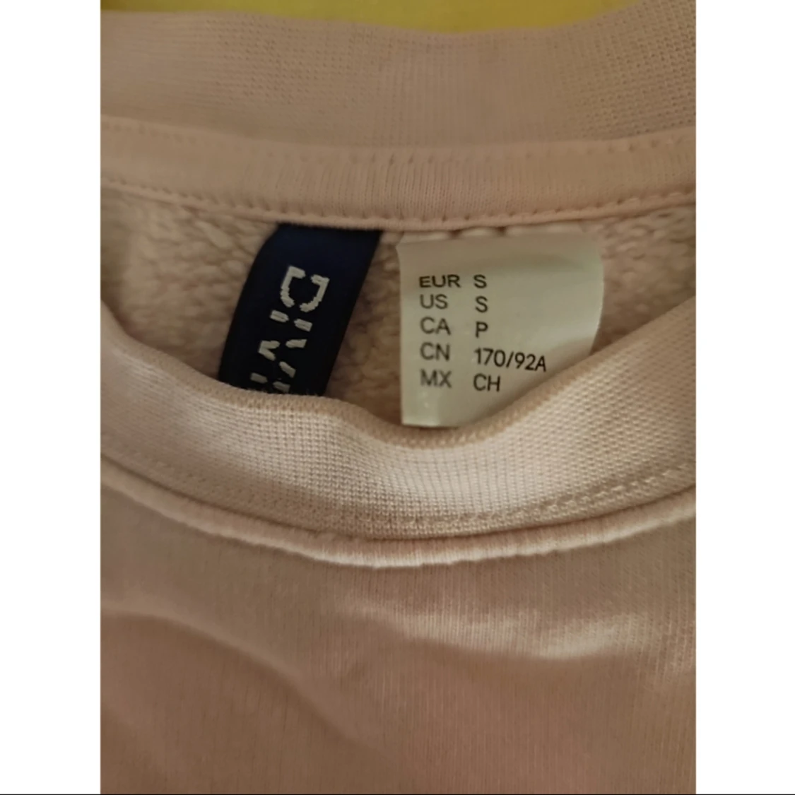 Tröja från DIvided - 90