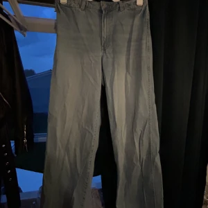 Jeans - Vida Vintage stories jeans i fint skick! (Finns två av dessa) Kolla min bio innan köp!:)