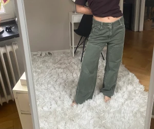 Cargojeans - Cargojeans från Mango, superbra skick!