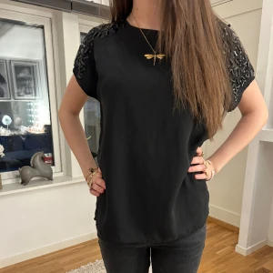 Snygg topp🩷🩷 - Så snygg topp🩷