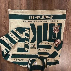 Nike x Cactus - Utflyttning, ska inte ha med mig denna suttit och dammat. Kvitto med paket inkommer. Fast pris!