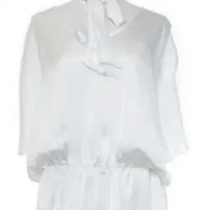 Silkes tröja från Margit Brandt i storlek M nypris 1200 kr säljer den för 439kr