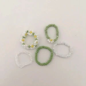 Ringar  - Skit snygga ringar!!   10kr styck 