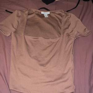 Tröja  - Storlek Xs  Använd 1 gång 