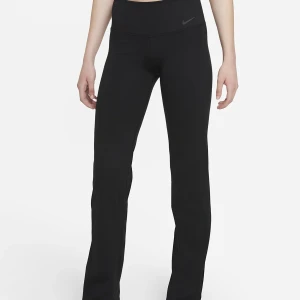 Nike byxor  - säljer ett par nike yoga pants💕