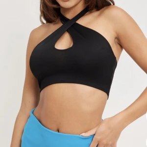 Croptopp  - Svart Croptopp 