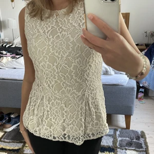 Topp från Stockh lm - Superfin topp från Stockh lm i storlek M!💞