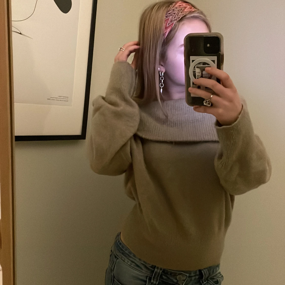 Offshoulder stickad tröja