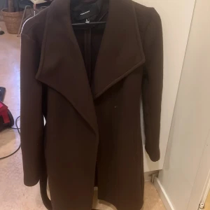 Kappa - Kappa från vero moda! 🩷🤎storlek L men skulle säga att den är lite mindre